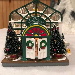 Department 56 Secret Garden Greenhouse